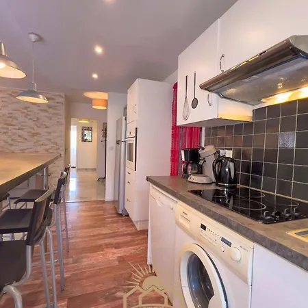 아파트 Le Surcouf By 4 By Sunset *