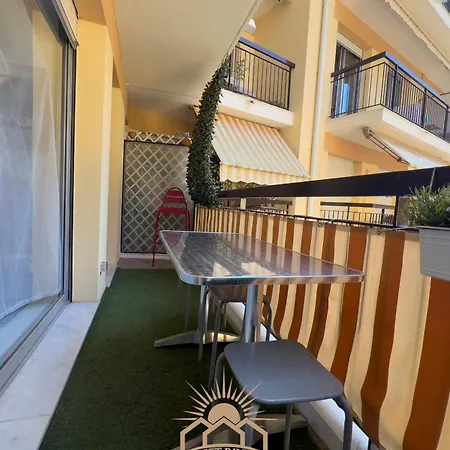 Le Surcouf By 4 By Sunset Apartment Le Cannet
