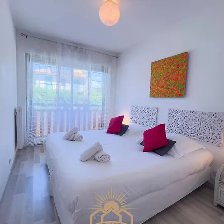 아파트 Le Surcouf By 4 By Sunset 르까네